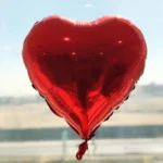 بالون هيليوم قلب