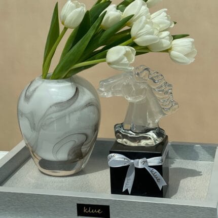 Tulip tray