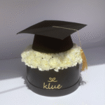 تخرج - صندوق كرنيشن ابيض