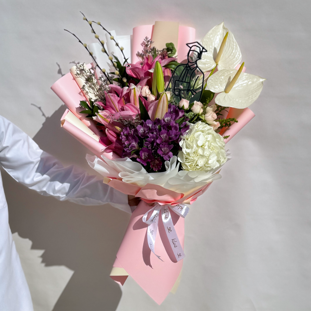 تخرج - باقة همسة الوردي تخرج - باقة همسة الوردي