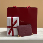 محفظة بطاقات، "موست"