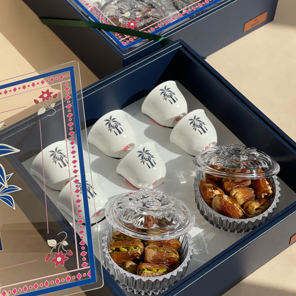 Ramadan Coffee & Dates Gift Box