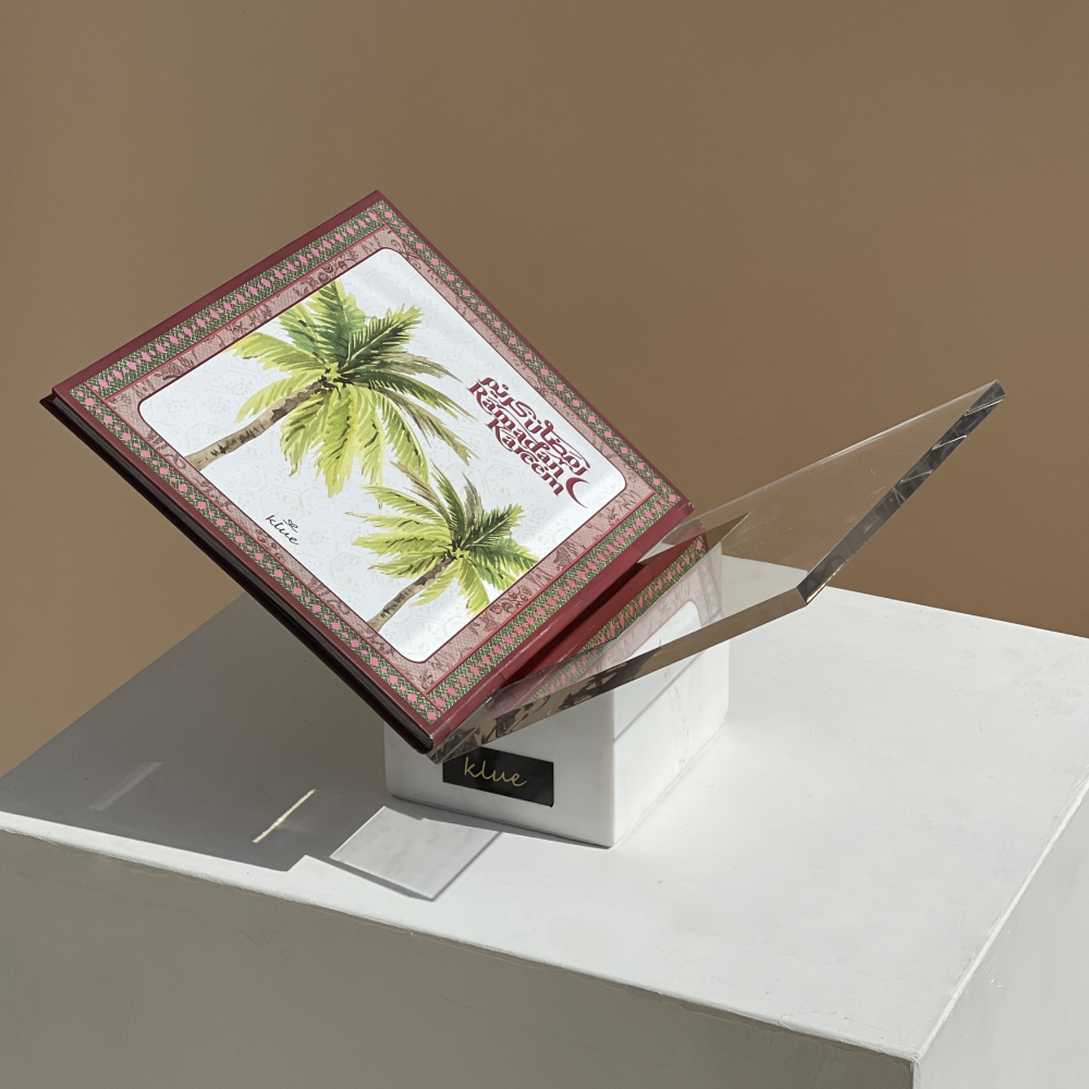 Ramadan Moments – Quran Stand & Book