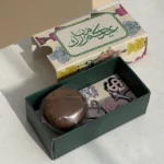 ⁦عيد الشوكولاتة وملصقات معدنية وردية⁩ - الصورة ⁦2⁩