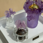 صندوق الأوركيد الكريستال الفاخر مع العود